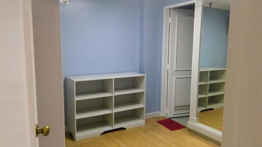 Dressing room/closet