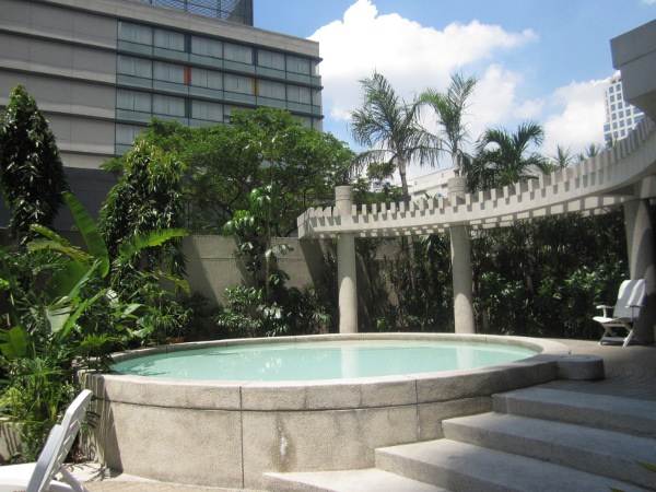 pool