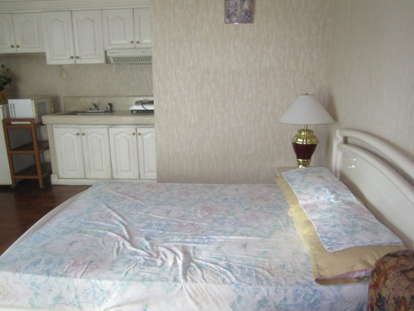 Asian Mansion bedroom