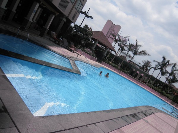 swmming pool