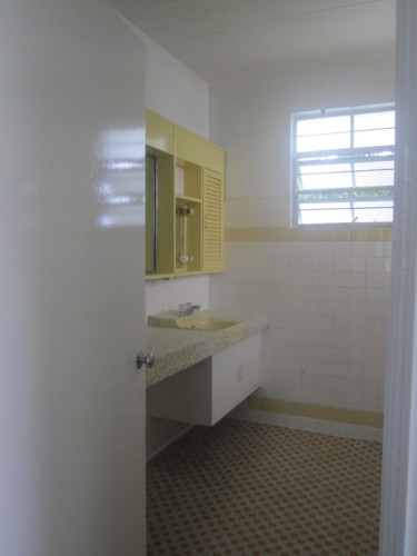1 MASTERS TOILET AND BATH
