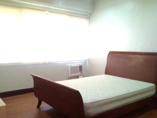 1st room