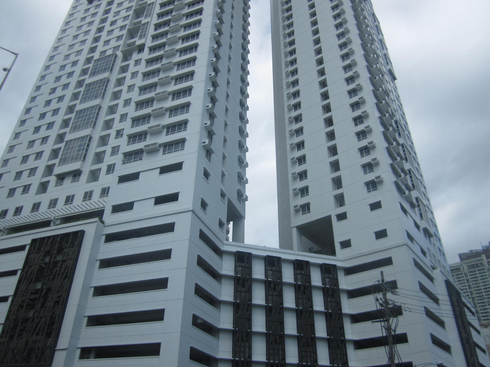 Building View 1