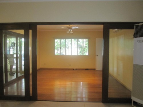 Den View 1