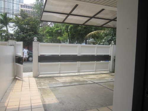 Gate View 1