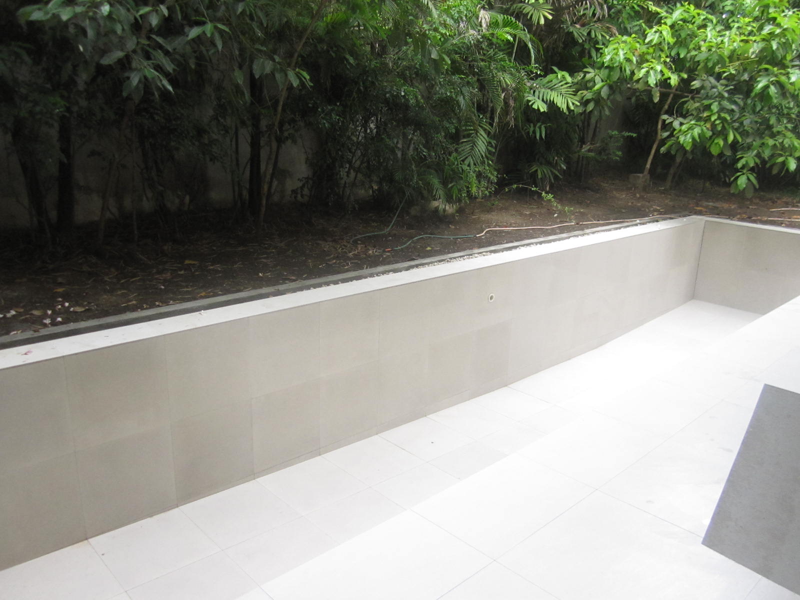 Mini Pool View